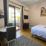 Yasmin Studio Apartment